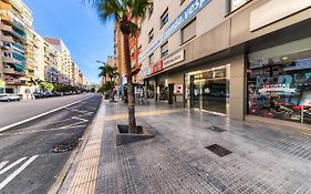 Holidays2Malaga Salitre Cerca Estacion Ave & Fibra Wifi